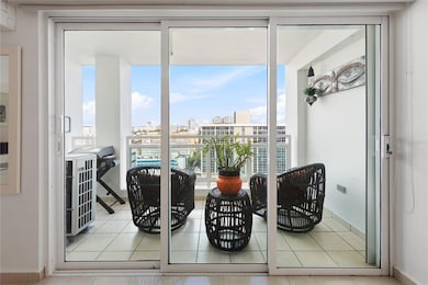 Metro Plaza Towers 3 Villamil unit 1712, San Juan, PR 00907 - photo 7