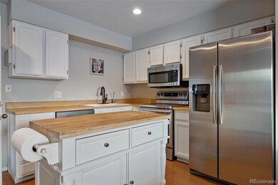 Litchen with plenty of counter space.