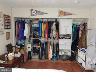 8639 Sumter Ct, Manassas Park, VA 20111 - photo 3