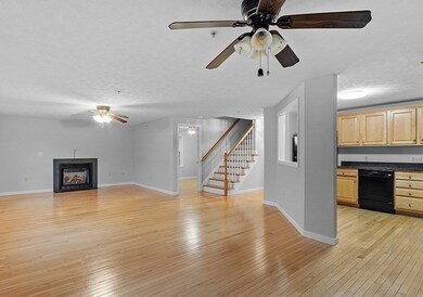 74 Green Briar Rd unit 81, Fitchburg, MA 01420 - photo 3