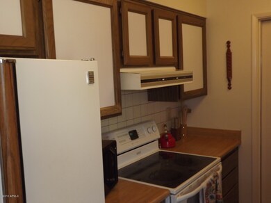 10034 W Ocotillo Dr, Sun City, AZ 85373 - photo 3