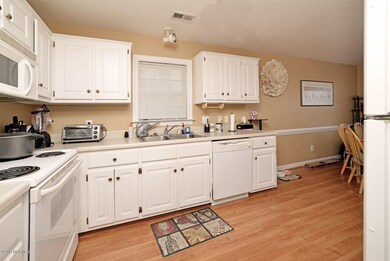 334 Johnson Ln, Winterville, NC 28590 - photo 5