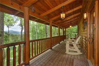 Covered Porch to Relax & Savor the Views!