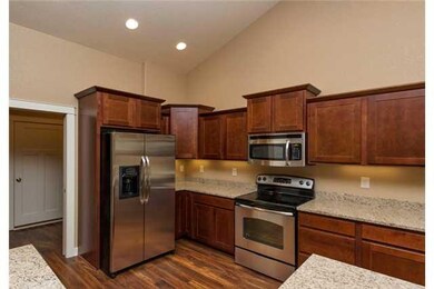 Kitchen. Similar to photo