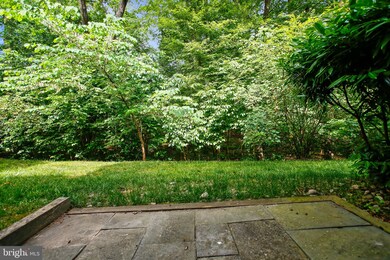 1663 Parkcrest Cir unit 100, Reston, VA 20190 - photo 5