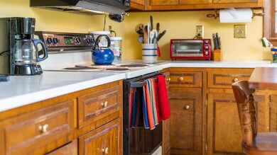 2137 Cortland St, Waynesboro, VA 22980 - photo 7