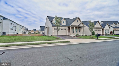 41674 Beckhampton Ct, Aldie, VA 20105 - photo 3