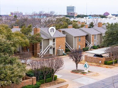 Welcome to the Chasewood Oaks Condominiums!