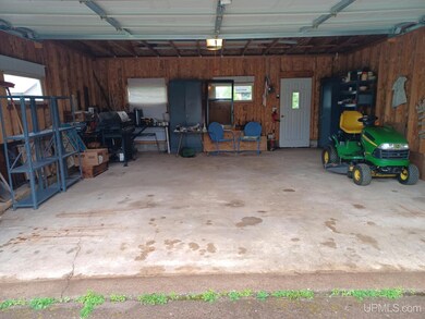 100 E Iron St unit 1, Bessemer, MI 49911 - photo 7