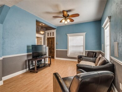 Entry & Living Room Area
