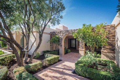2502_E_Montebello_03