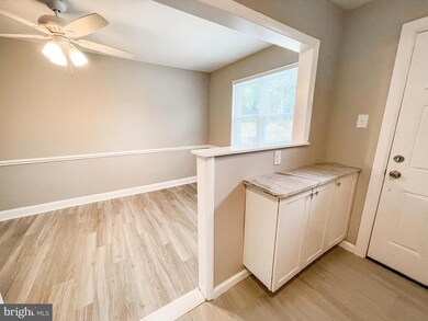 341 E 35th St, Wilmington, DE 19802 - photo 7