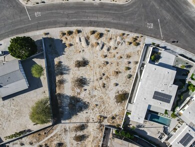 1880 Carriage Ln, Palm Springs, CA 92262 - photo 3