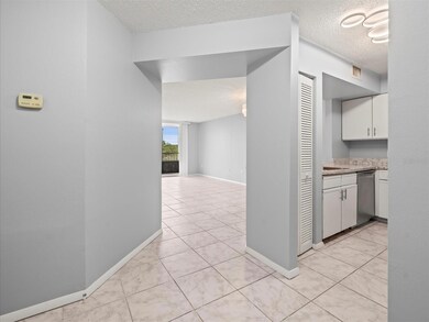 Crystal Bay at Feather Sound unit B210, Clearwater, FL 33762 - photo 7