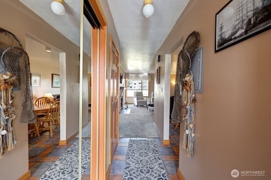 210 26th St NW unit 203/4, Long Beach, WA 98631 - photo 3