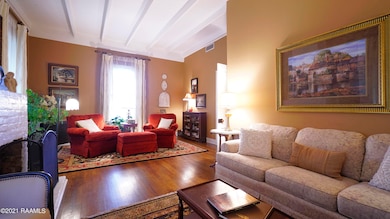 Living Room03