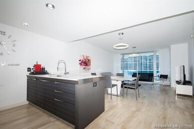 200 Biscayne Boulevard Way unit 3806, Miami, FL 33131 - photo 2