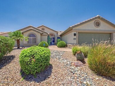 001_Nice Curb Appeal (23)
