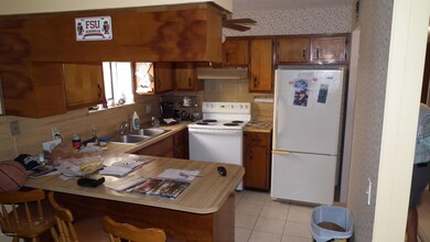 1721 2nd St S unit A, Jacksonville Beach, FL 32250 - photo 5