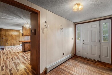 4 Erin Ln, Buzzards Bay, MA 02532 - photo 2