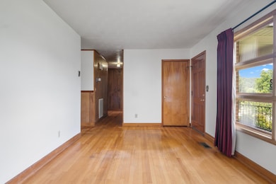 2070 Twin Oaks Ave, Pulaski, VA 24301 - photo 6