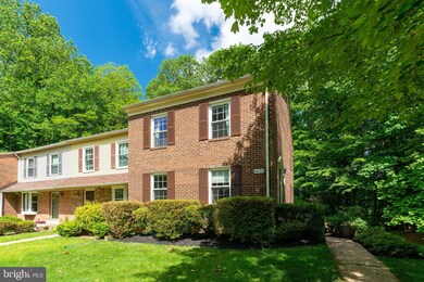 6428 Old Scotts Ct, Springfield, VA 22152 - photo 3