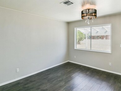 003_Dining Room