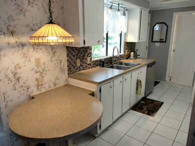 10265 Ulmerton Rd unit 104, Largo, FL 33771 - photo 6