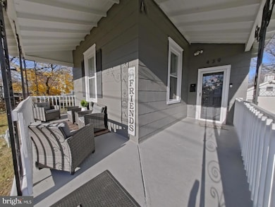 439 Beechwood Ave, Darby, PA 19023 - photo 2