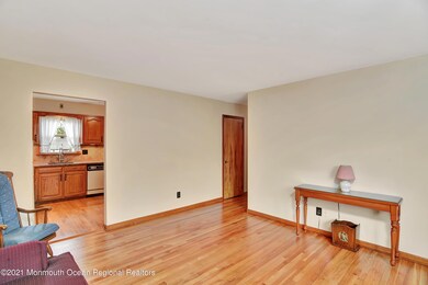 03-Living Room