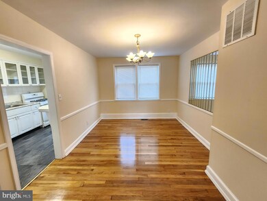 1733 Wadsworth Way, Baltimore, MD 21239 - photo 6