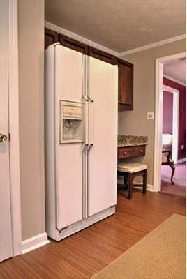 55 Stonegate Rd, Chelmsford, MA 01824 - photo 4