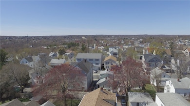 26 La Vaughn St, Providence, RI 02909 - photo 5