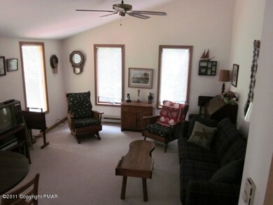 304 Duster Ln, Pocono Pines, PA 18350 - photo 5