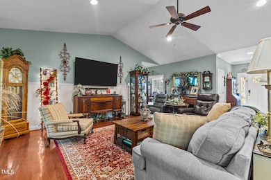 12-web-or-mls-AZ3A9598