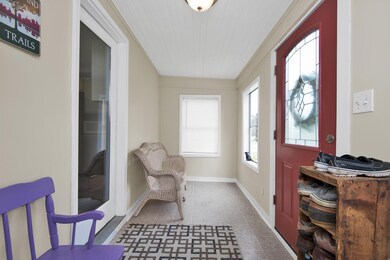 46 Newton St Portland ME 04103-large-004