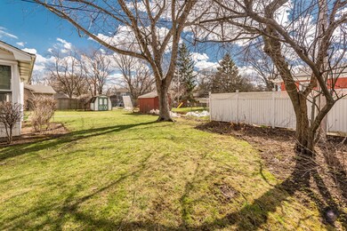 1137 Catalpa Ln, Naperville, IL 60540 - photo 6