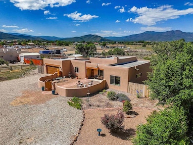 35 Medina Ln, Taos, NM 87571 - photo 6