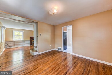 82 E Swamp Rd, Doylestown, PA 18901 - photo 4