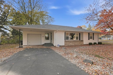 5310 Fernwood Ave, Fort Wayne, IN 46809 - photo 3