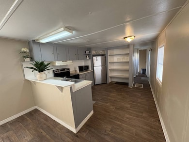 4612 Bluejay Ln, Melbourne, FL 32935 - photo 4