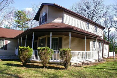 154 Chipperfield Dr, Effort, PA 18330 - photo 3