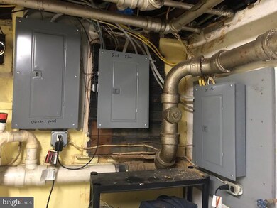 224 N Waverly St, Reading, PA 19607 - photo 6