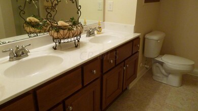 5952 Eiger Dr, Columbus, OH 43213 - photo 6