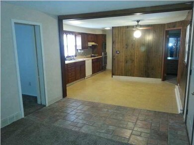 Full Picture of Kitchen/Dining Area.