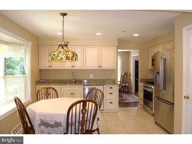 7 Pendleton Dr, Cherry Hill, NJ 08003 - photo 5