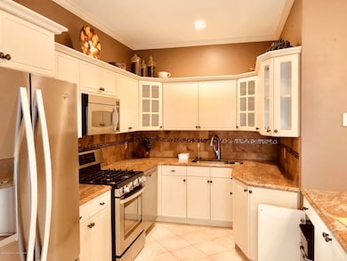 20 El Camino Loop, Staten Island, NY 10309 - photo 7