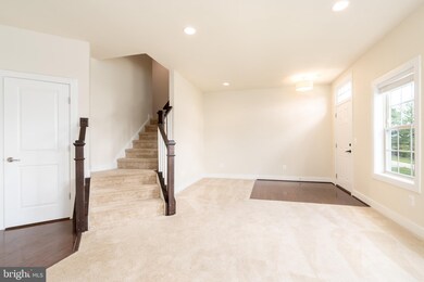 20498 Zolabeane Square, Sterling, VA 20165 - photo 5