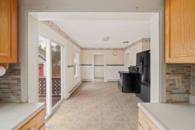 352 East St, Brockton, MA 02302 - photo 6