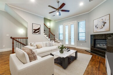 4323 Dickason Ave unit 2, Dallas, TX 75219 - photo 2